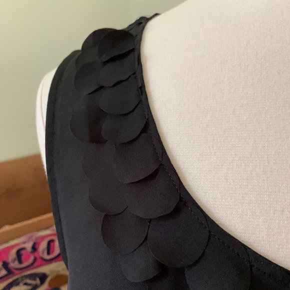 Merona black flutter neck tank size XL - Picture 1 of 5